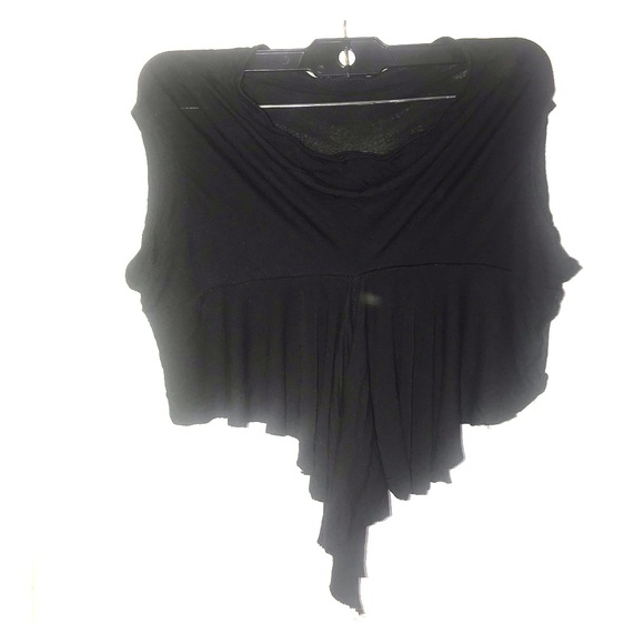 Black top - Picture 1 of 1